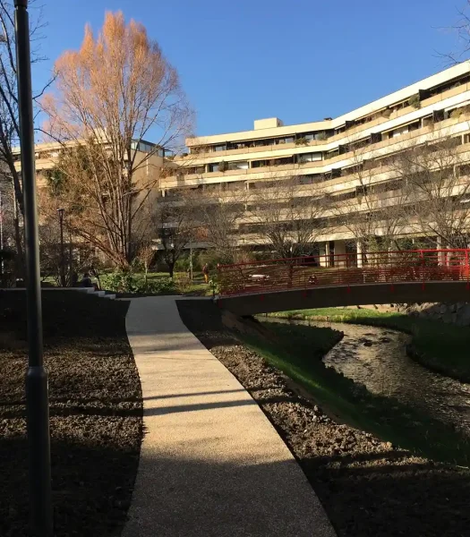 Beaulieu allée béton désactivé 2